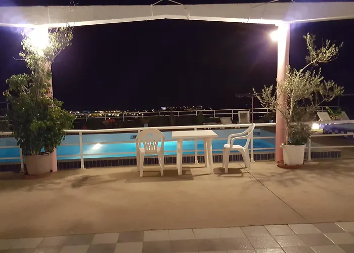 Oleander Aparthotel 3*