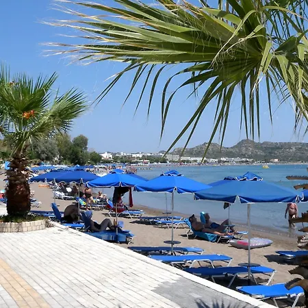 Oleander アパートホテル ファリラキ