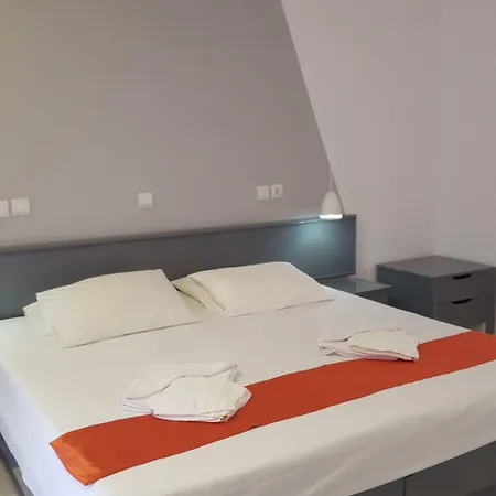 Oleander アパートホテル